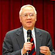 c劉炯朗講座教授獲頒2011年菲爾卡夫曼獎