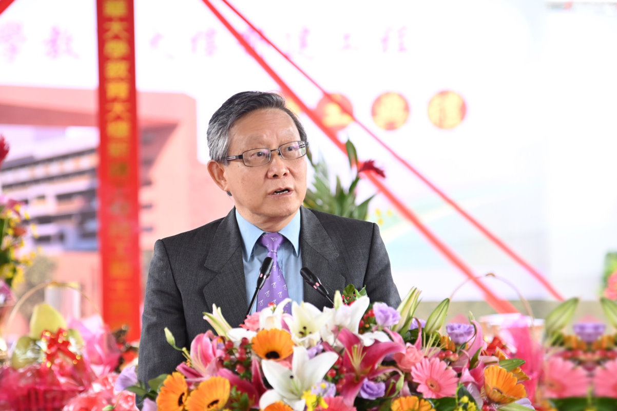 賀陳弘校長表示，一個國家的國力取決於小學教育的素質，清華竹師教育學院正為此努力，將培育出最優秀的小學老師。