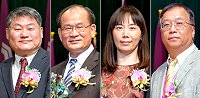 c王緯、施義成學長與廖湘如學姐獲第16屆傑出校友榮譽；蔡進步學長獲頒特殊貢獻獎