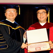 c新清華人　林百里董事長獲頒本校名譽博士學位