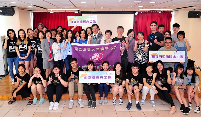 c清華國際志工募太陽能板 資訊教育不斷電