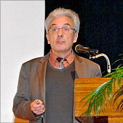 c2007年諾貝爾物理獎得主Dr. Albert Fert 蒞臨清華演講