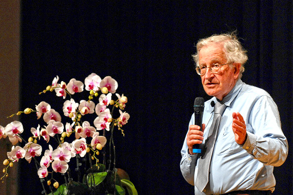 Dr. Chomsky精采絕倫的曠世演講