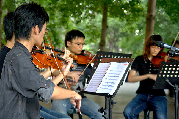 弦樂社以悠揚提琴聲喚起清華記憶