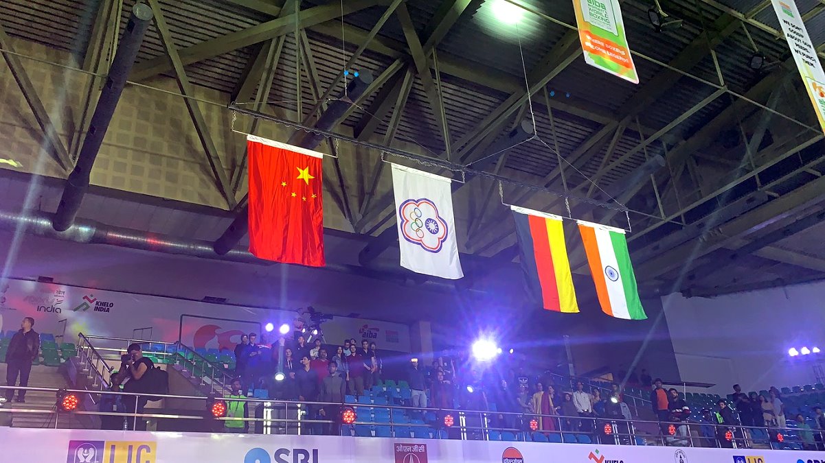 陳念琴勇奪金牌，讓中華隊的會旗在數千人觀賽、新德里最大的英迪格甘地綜合運動場上升起飄揚