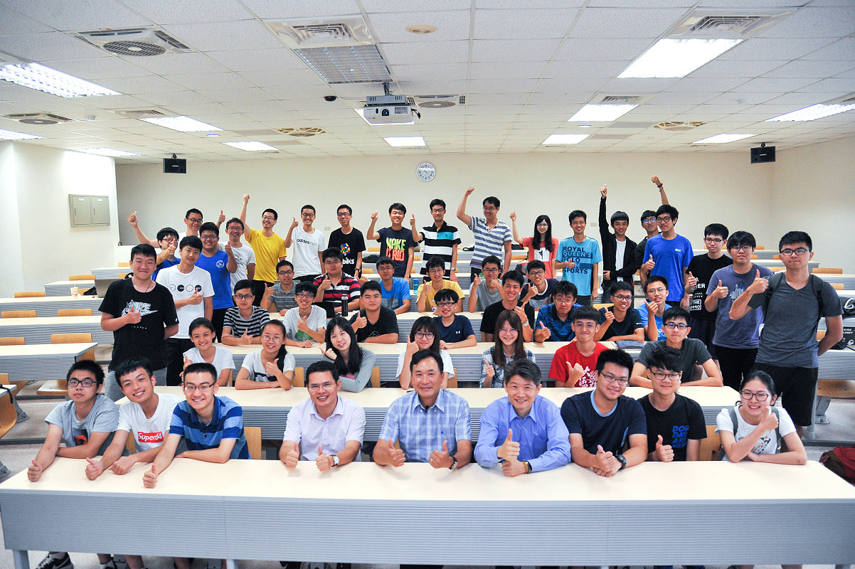 清華電資院學士班與對岸清華計算機系學生交流