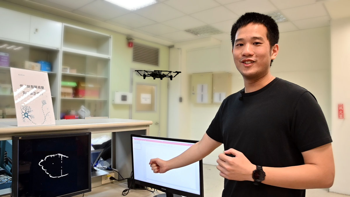 清華跨域團隊研發仿生AI晶片，可透過手勢操作無人機往後退