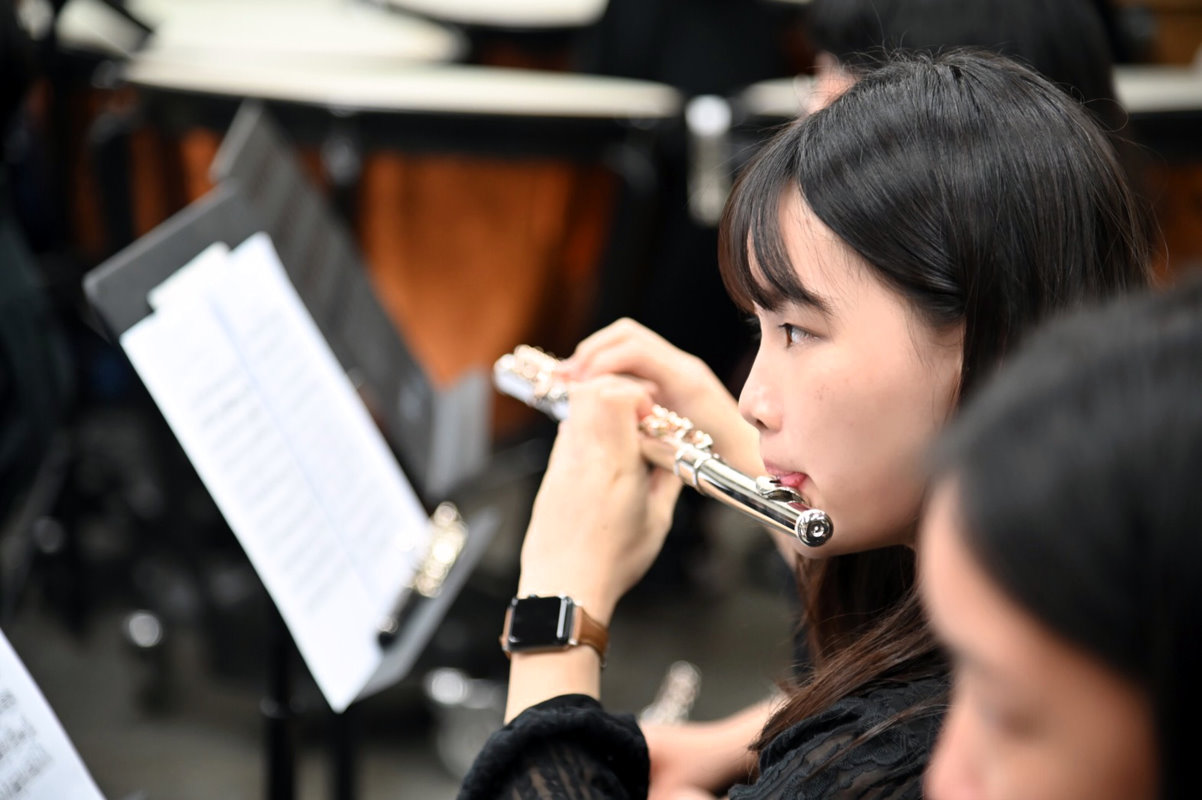 清華大學音樂系管弦樂團為了校慶音樂會認真團練