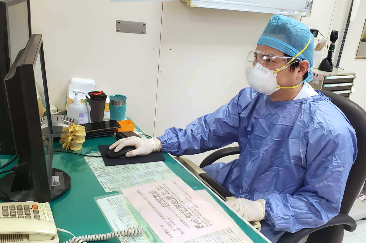 馬偕醫院神經科黃勇評醫師正攻讀清華大學「精準醫療」博士學位學程