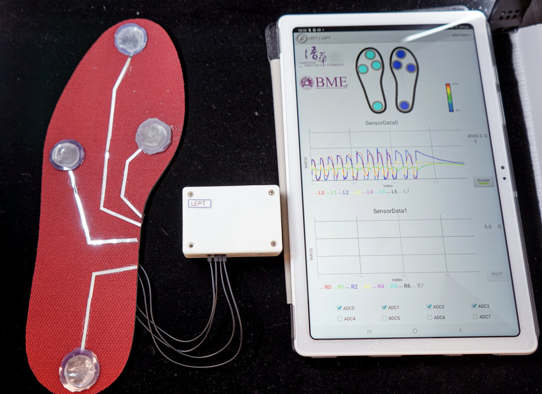 足壓偵測鞋墊配合手機應用程式，可即時回傳病患復健情況