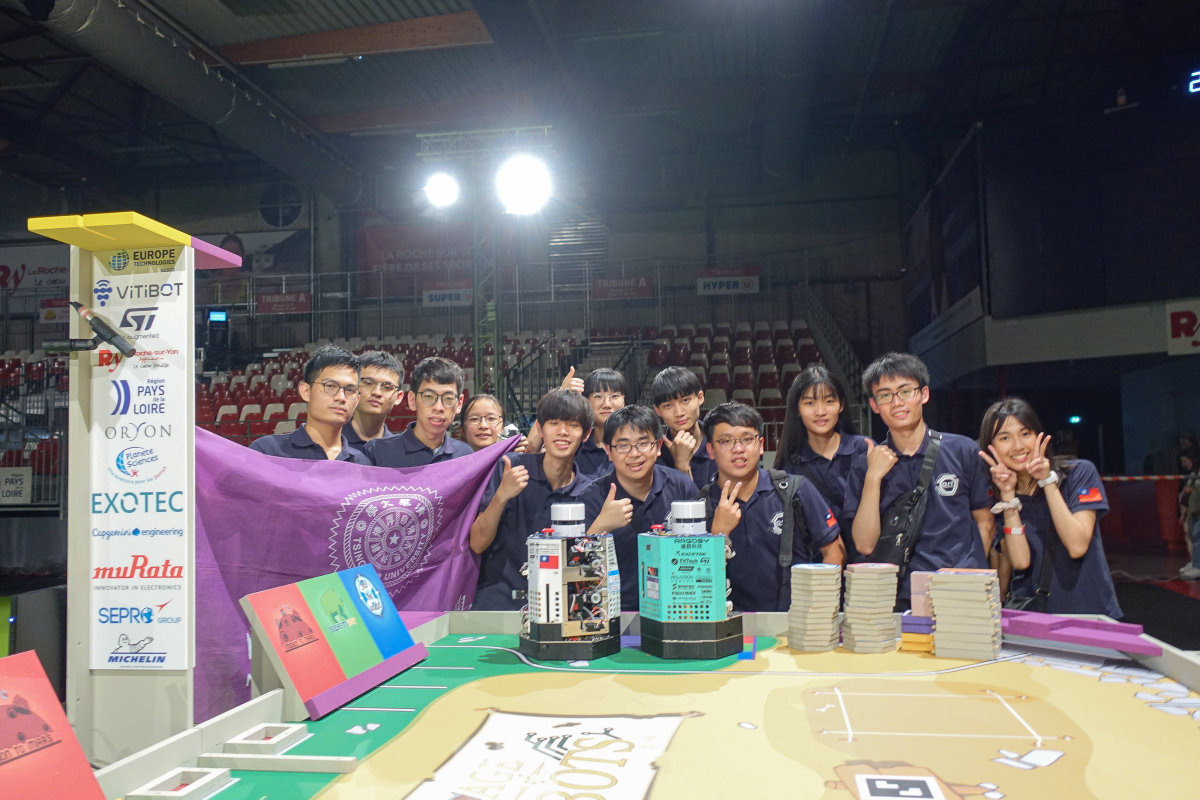 清華機器人團隊勇奪歐洲機器人大賽第四名