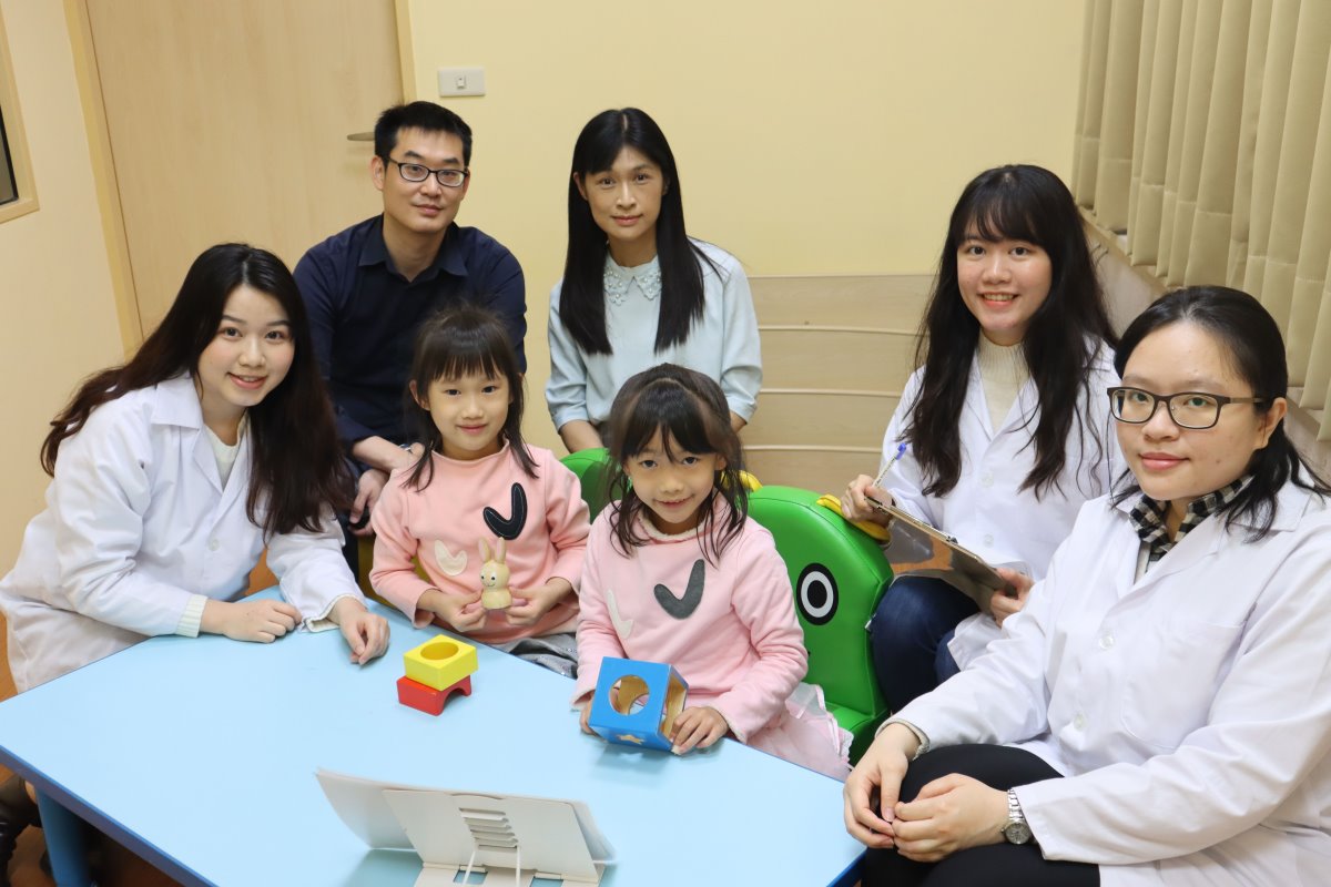 本校跨領域研究團隊進行幼兒競爭遊戲測試