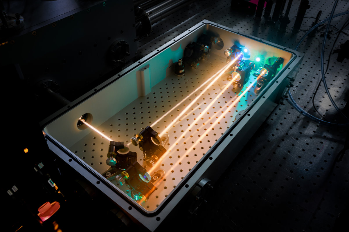 清華團隊研發展頻壓縮技術，成功產生埃秒極紫外脈衝光