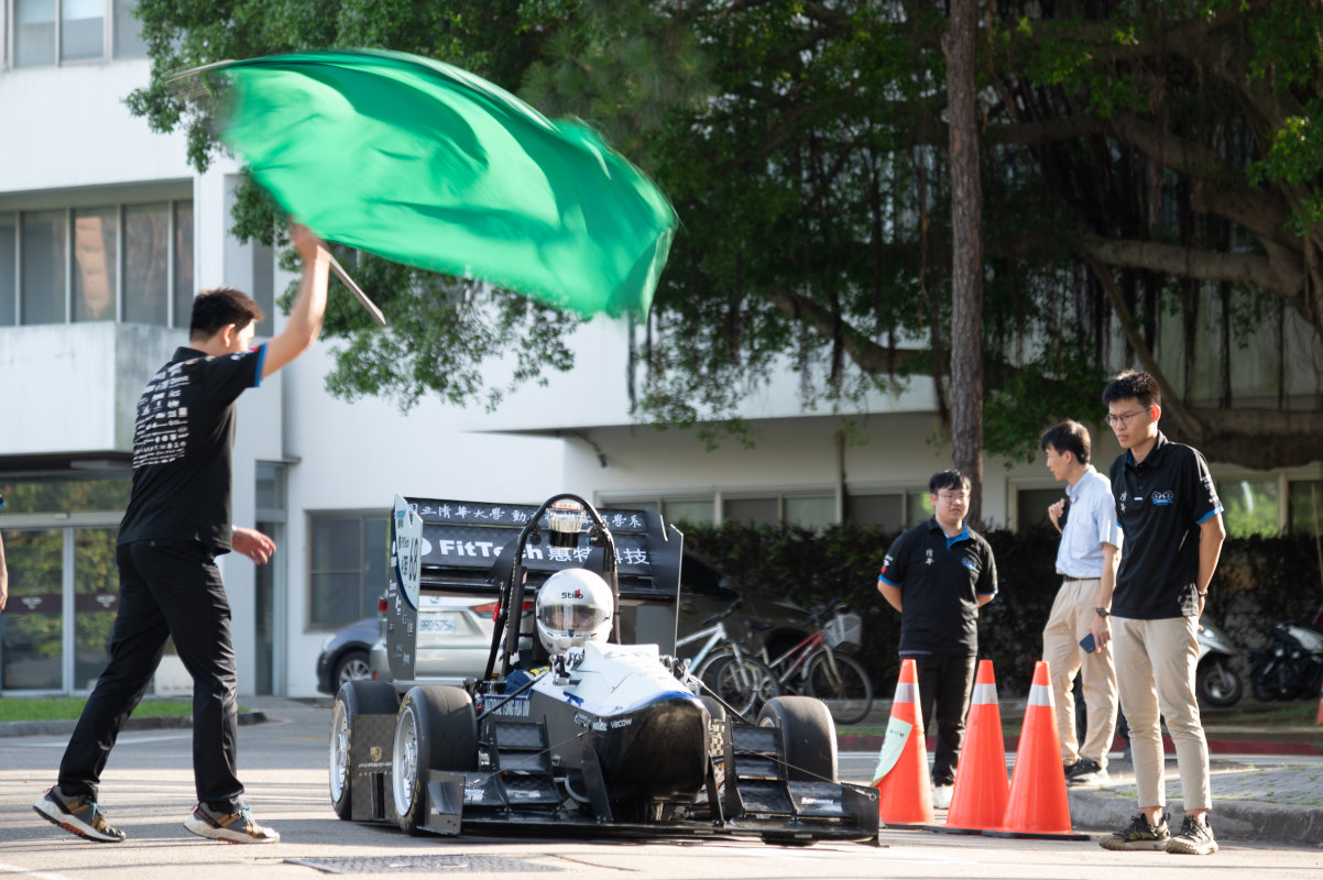 清大賽車工廠第七代學生方程式賽車「TH07」首度亮相