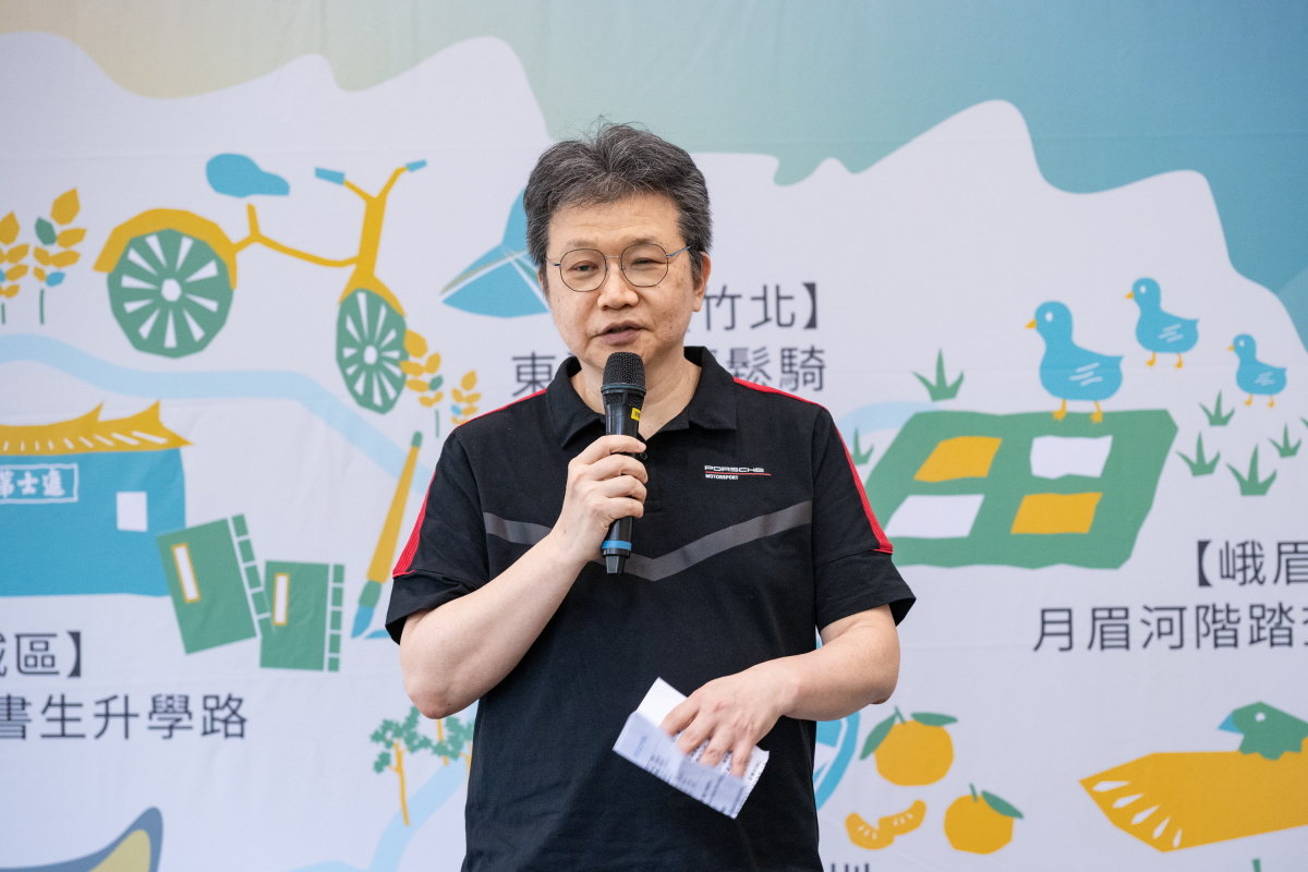 采鈺科技關欣董事長喜歡散步，也鼓勵采鈺的同仁加入文學散步路線的探查行列