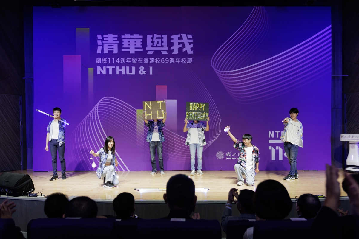 全台第一個大學光舞社團在校慶大會上表演，以光影藝術展現本校學生的創意與活力