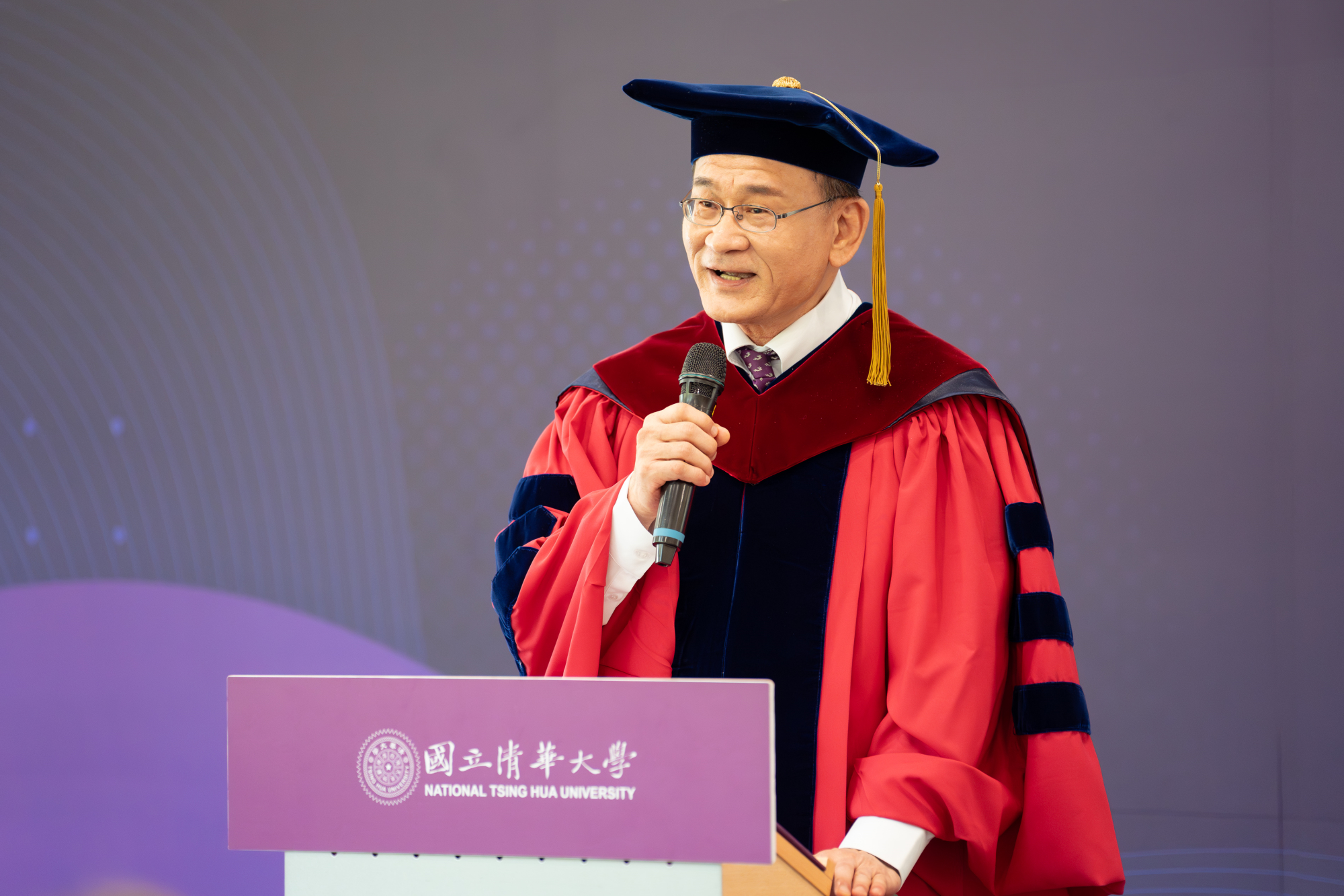 巨沛公司創辦人蔡進步董事長獲頒本校名譽博士