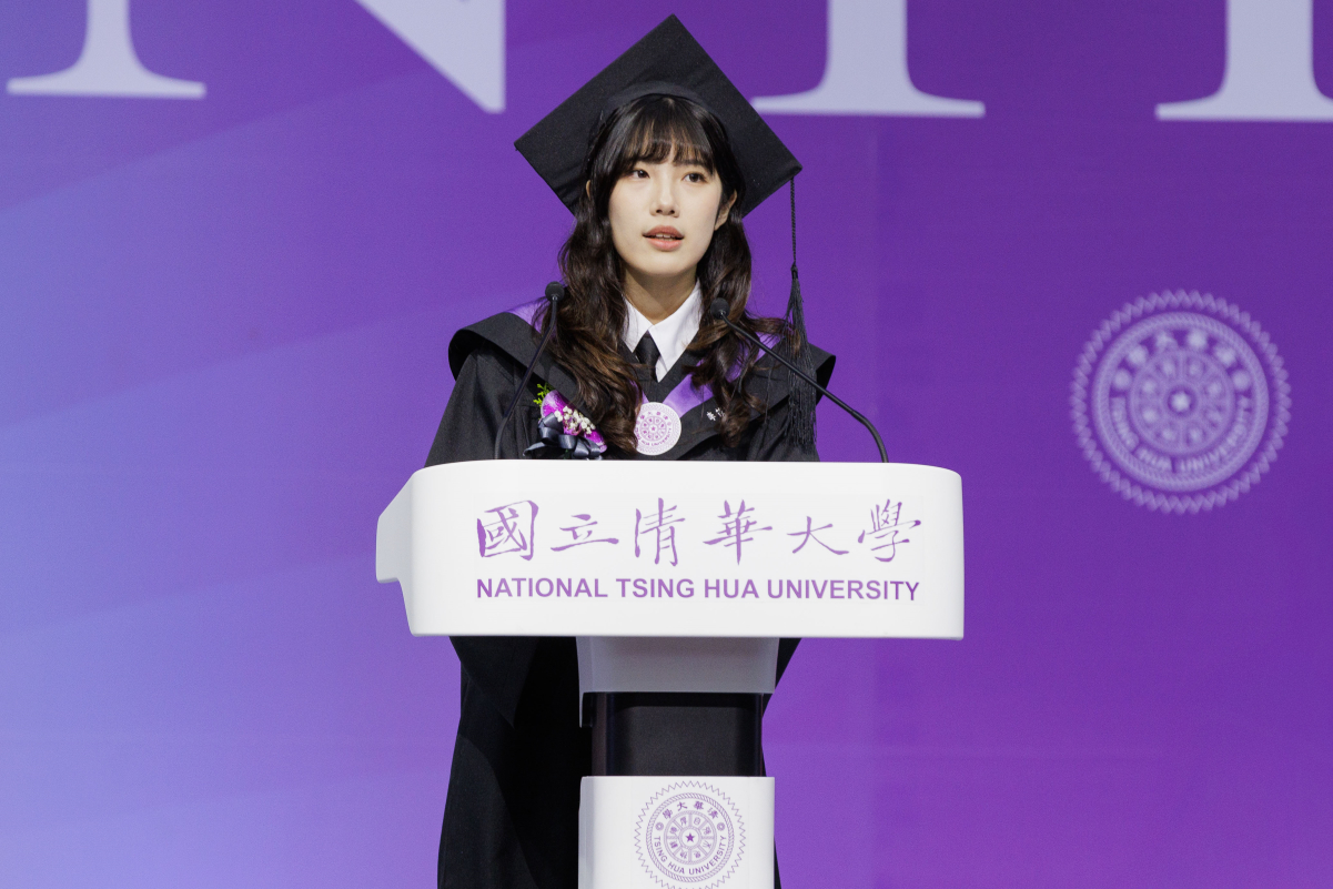 資工系李苡瑄代表大學部畢業生致詞