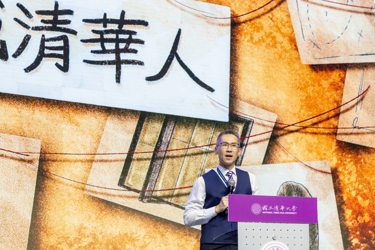 本校舉辦新生領航營，高為元校長以偵探造型登場，勉勵新生勇於探索自我