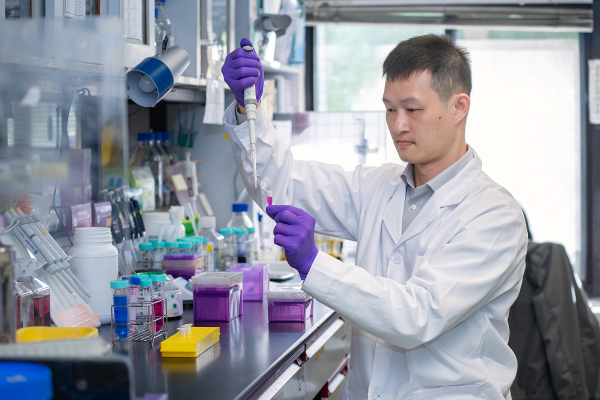 論文第一作者陳粲然是國內首位取得清華大學與大阪大學雙聯博士學位的學生，展現清華在跨國與跨領域研究人才培育上的長期投入與成果