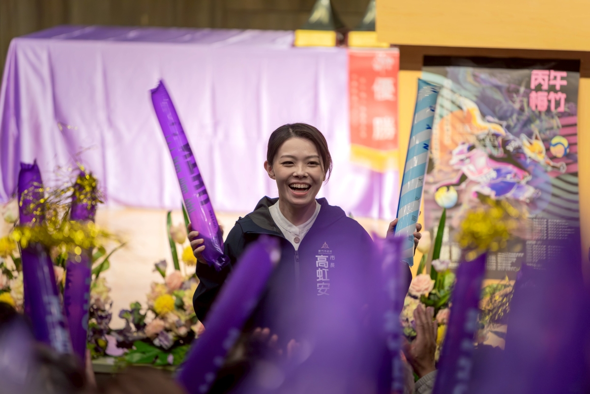 新竹市高虹安市長指出，歷史悠久的梅竹賽就像新竹的城市慶典，並現場承諾明年市府將投入協助宣傳