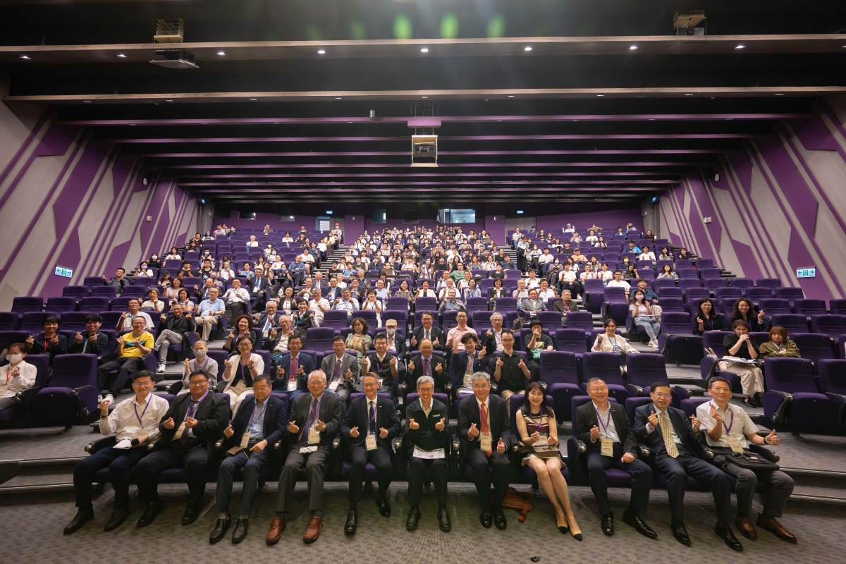 本校4月13日舉辦「蘇春槐講座」，邀請陳建仁前副總統主講領導學，吸引眾多校內師生與校外人士到場聆聽