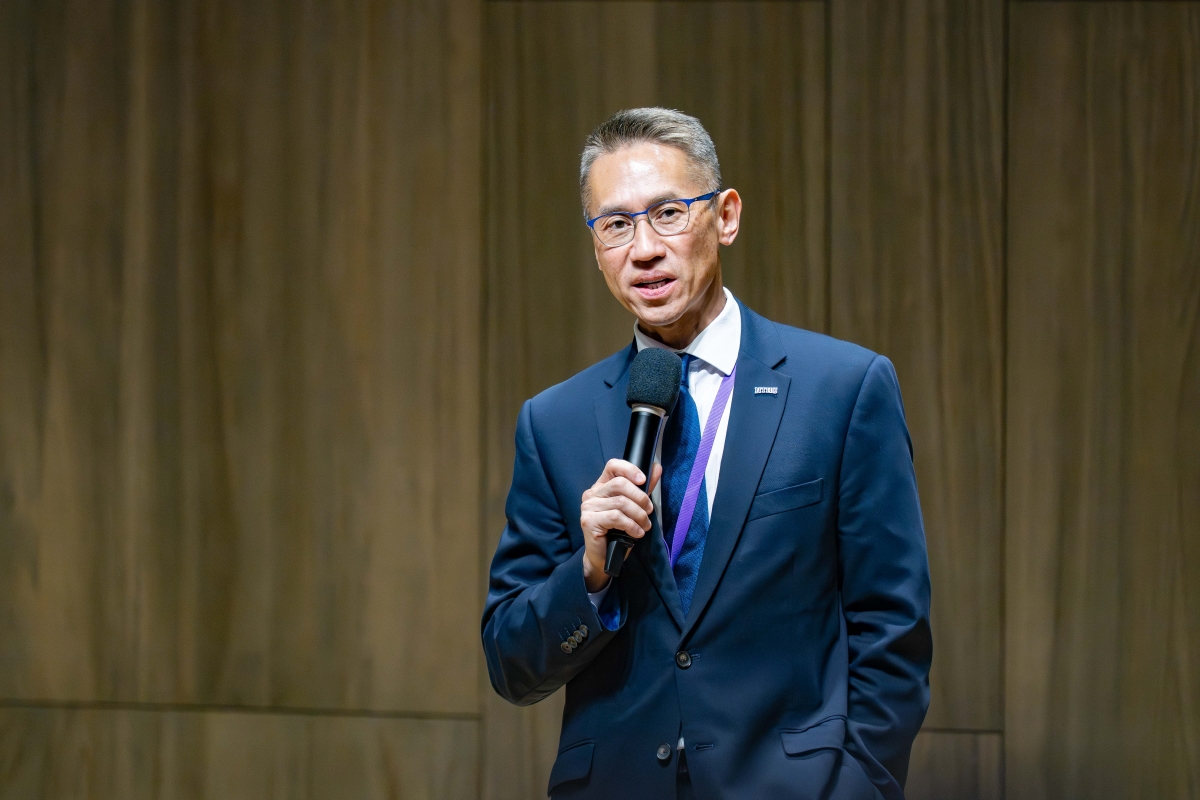 高為元校長感謝陳建仁前副總統來到清華分享，期勉學生把今天學到的領導思維帶到未來人生中