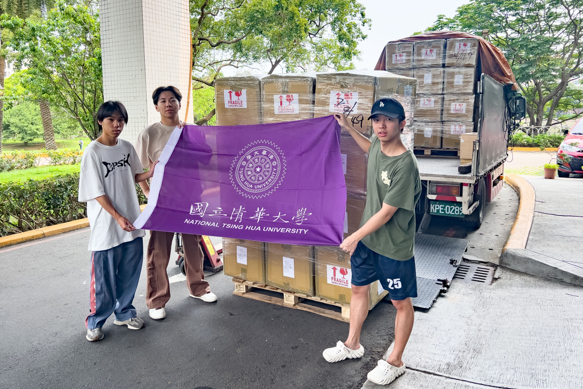 清華國際志工團今年共募得305台再生電腦，運送至肯亞、莫三比克、史瓦帝尼、坦尚尼亞等非洲國家。